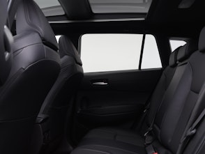 Vehicle image TOYOTA Corolla Cross 2.0 HSD Premium AWD-i ab 1.99% Leasing