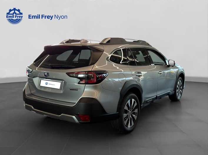 Vehicle image SUBARU OUTBACK