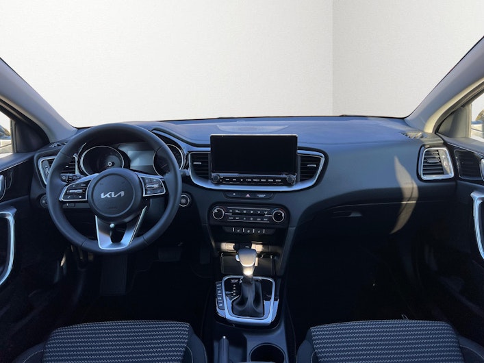 Vehicle image KIA CEED