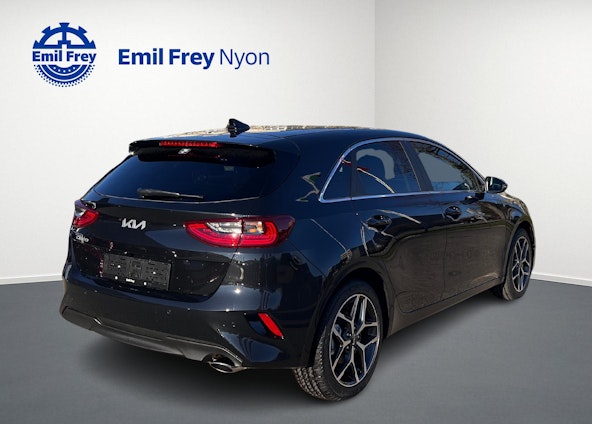 Vehicle image 4 Vehicle image 4