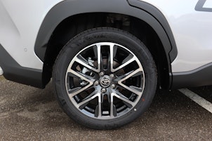 Vehicle image TOYOTA Corolla Cross 2.0 HSD Premium AWD-i