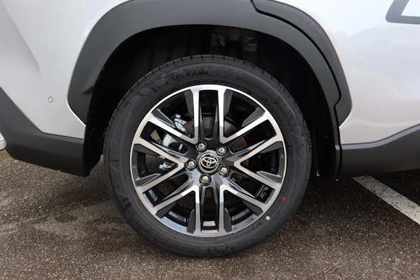 Vehicle image 7