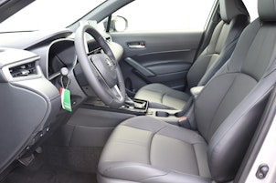 Vehicle image TOYOTA Corolla Cross 2.0 HSD Premium AWD-i