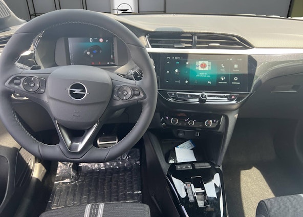 Vehicle image 9 Vehicle image 9