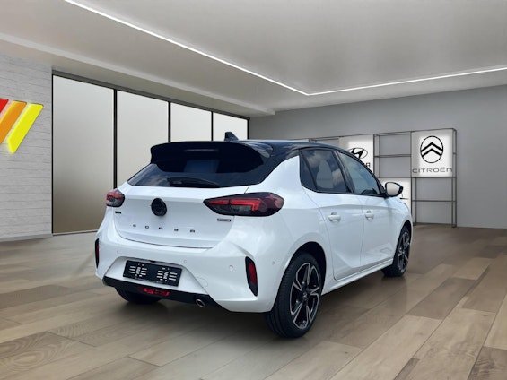 Vehicle image 6 Vehicle image 6