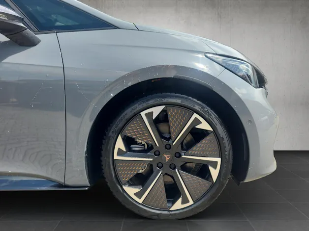 Cupra Born VZ
