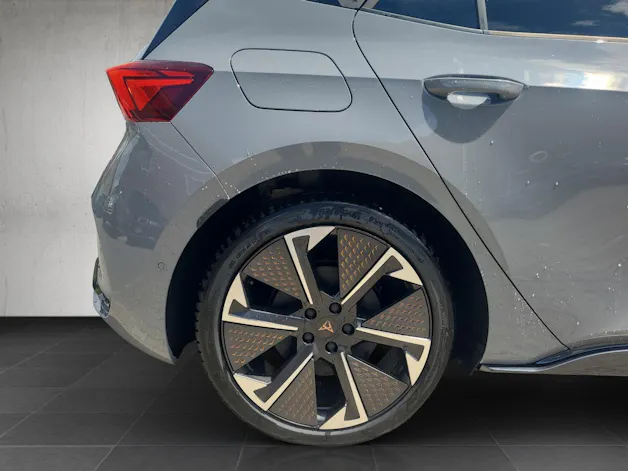 Cupra Born VZ