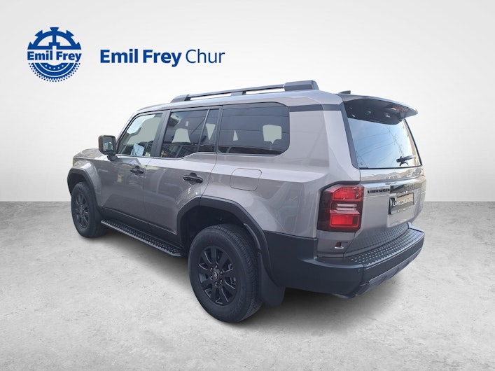 Vehicle image TOYOTA LANDCRUISER