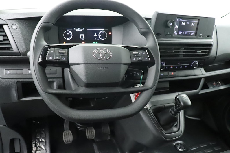 Vehicle image TOYOTA PROACE