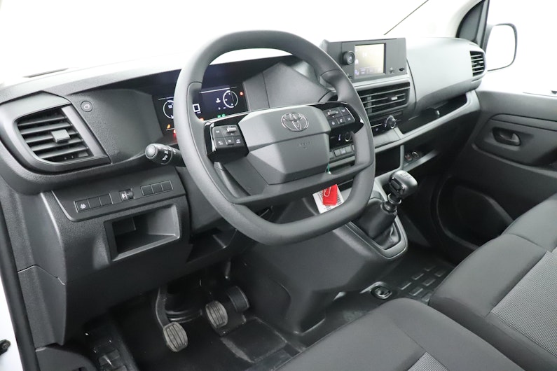 Vehicle image TOYOTA PROACE