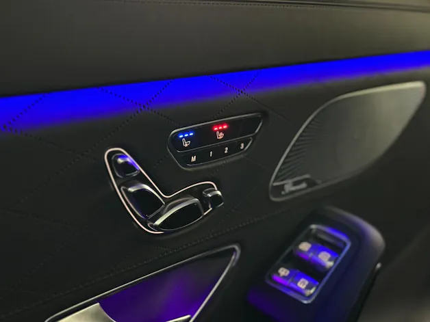 Mercedes-Benz S 560 V8 4matic Maybach
