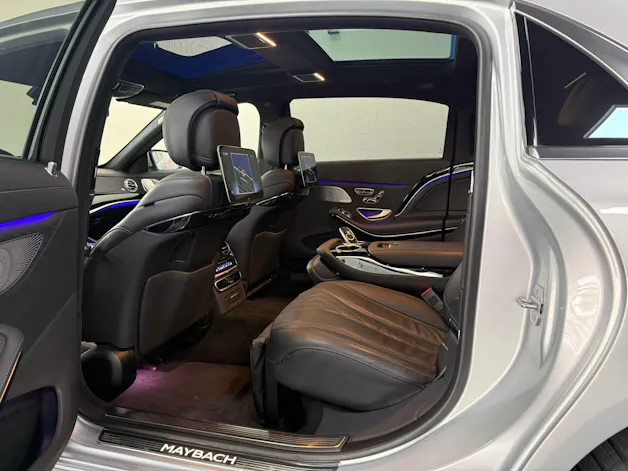 Mercedes-Benz S 560 V8 4matic Maybach