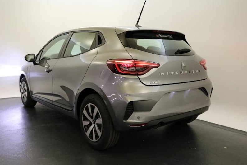 Vehicle image MITSUBISHI COLT