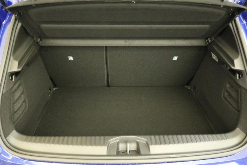 Vehicle image MITSUBISHI COLT