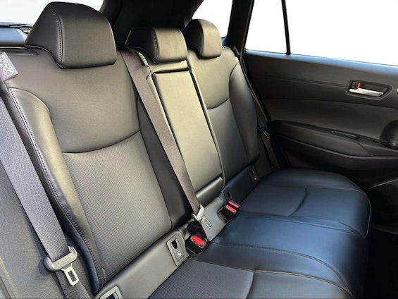 Vehicle image 16 Vehicle image 16