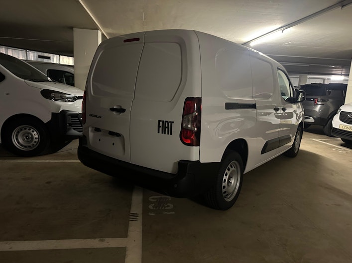 Vehicle image FIAT DOBLO