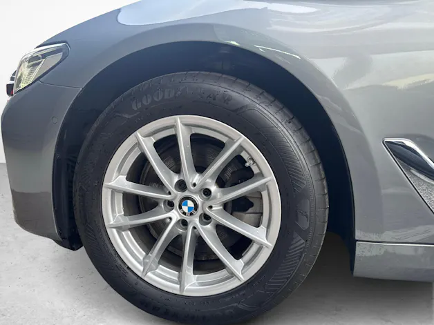 BMW 520d xDrive Touring