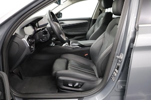 Vehicle image BMW 520d xDrive Touring