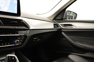 Vehicle image BMW 520d xDrive Touring