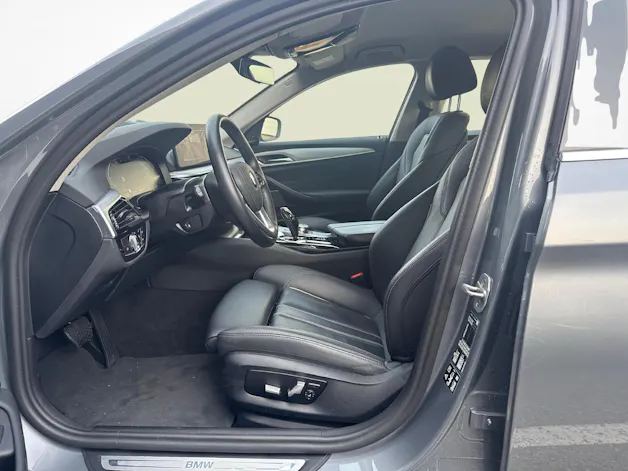 BMW 520d xDrive Touring