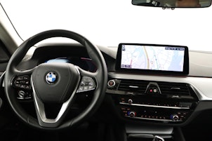 Vehicle image BMW 520d xDrive Touring