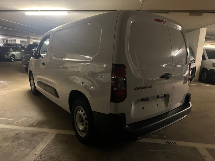 Vehicle image FIAT DOBLO