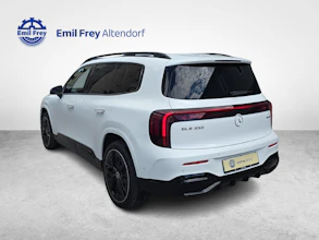 https://vehicle.imgix.net/3904276/7a7e2fe4-711c-434a-9fa0-18c61b5ba086.jpg