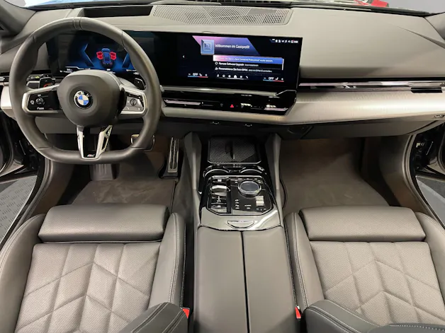 BMW 520d xDrive 48V Touring