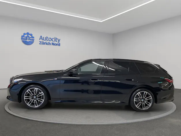 BMW 520d xDrive 48V Touring