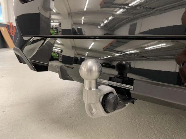 Vehicle image BMW 5 SERIES