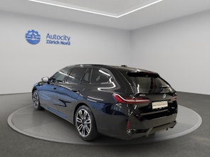 Vehicle image BMW 520d xDrive Touring