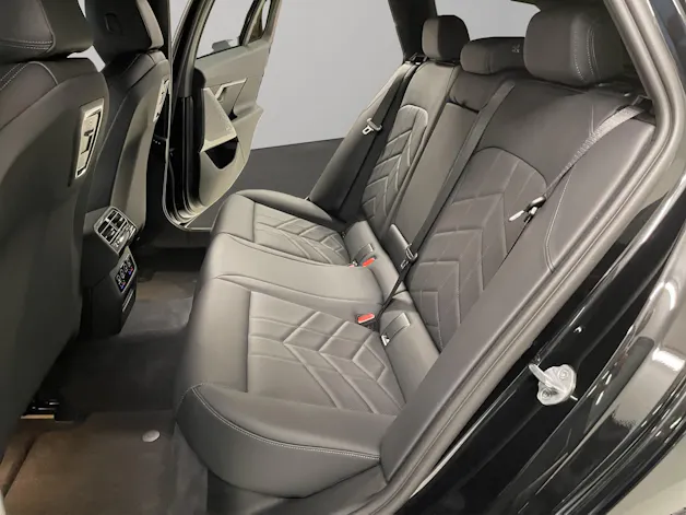 BMW 520d xDrive 48V Touring