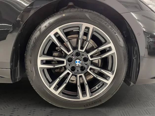 BMW 520d xDrive 48V Touring