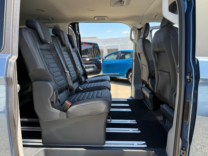 Vehicle image FORD TOURNEO