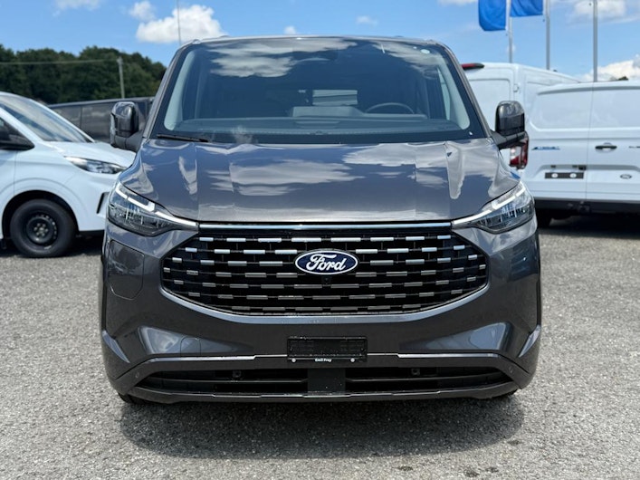 Vehicle image FORD TOURNEO