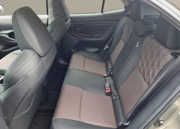 Vehicle image 10 Vehicle image 10