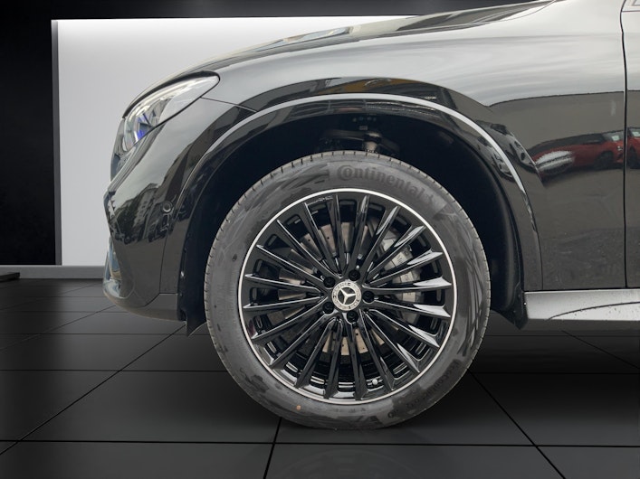 Vehicle image MERCEDES-BENZ GLC 300