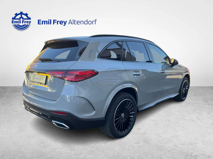 image du véhicule MERCEDES-BENZ GLC 400