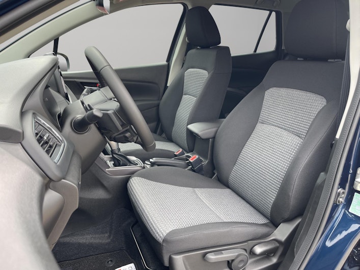 Vehicle image SUZUKI S-CROSS