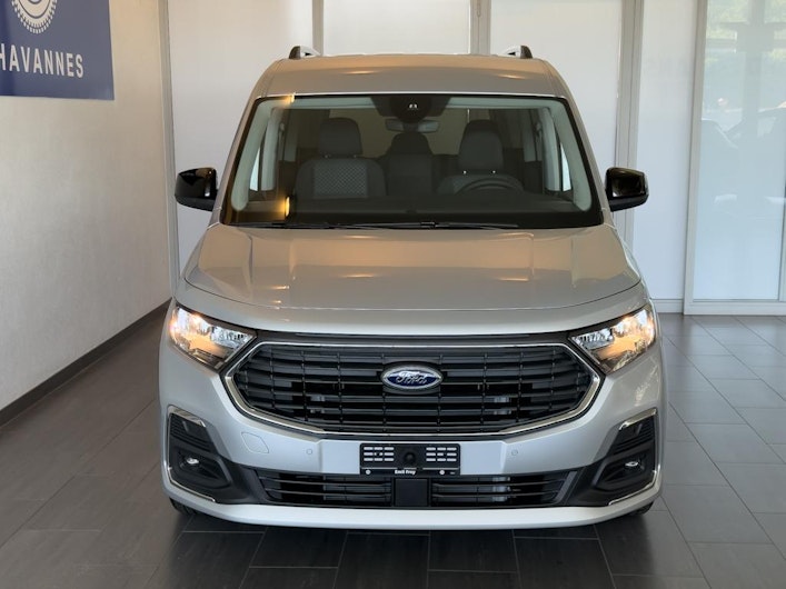 Vehicle image FORD TOURNEO CONNECT