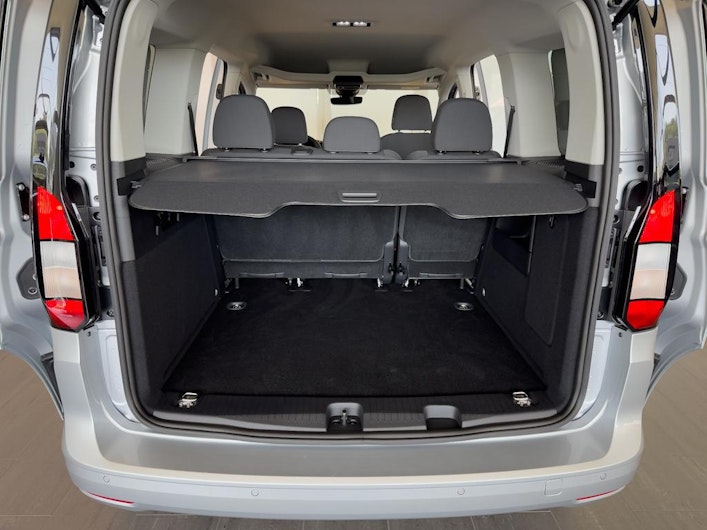 Vehicle image FORD TOURNEO CONNECT