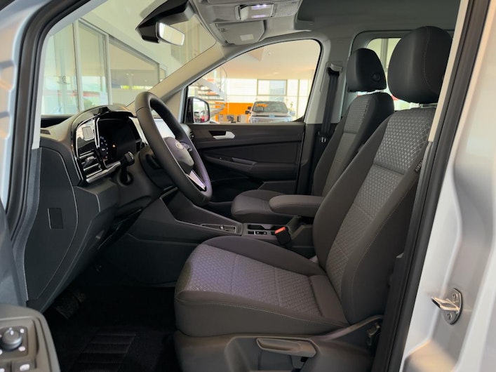 Vehicle image FORD TOURNEO CONNECT