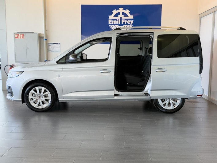Vehicle image FORD TOURNEO CONNECT
