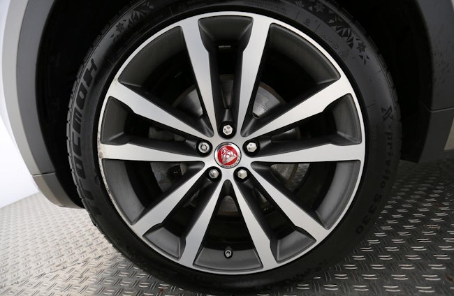 Vehicle image 10 Vehicle image 10