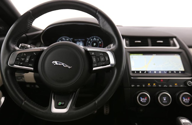 Vehicle image 5 Vehicle image 5