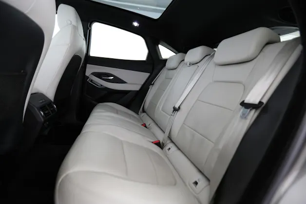 Jaguar E-Pace 2.0 T 250 R-Dynamic S AWD
