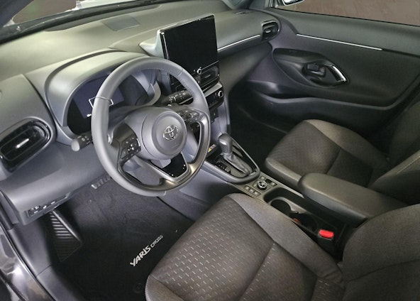 Vehicle image 6 Vehicle image 6