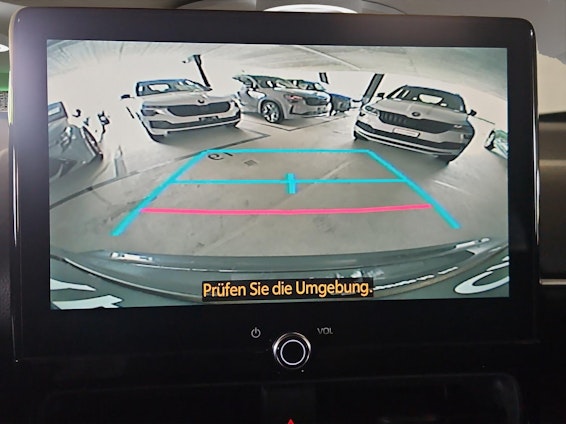 Vehicle image 13 Vehicle image 13