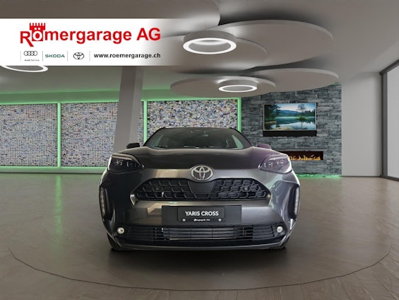 Vehicle image 4 Vehicle image 4