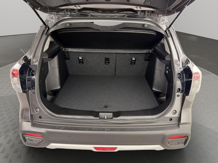 Vehicle image SUZUKI S-CROSS